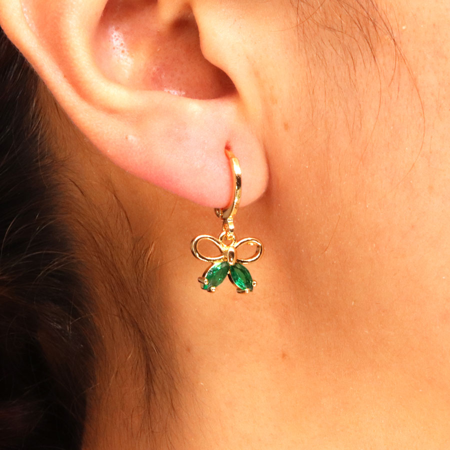 Aretes Huggies moño verde