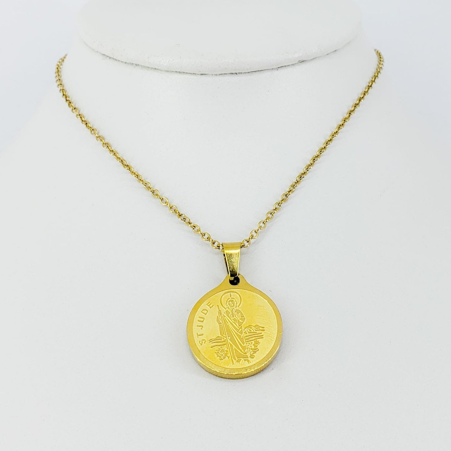 Collar dorado San Judas Tadeo