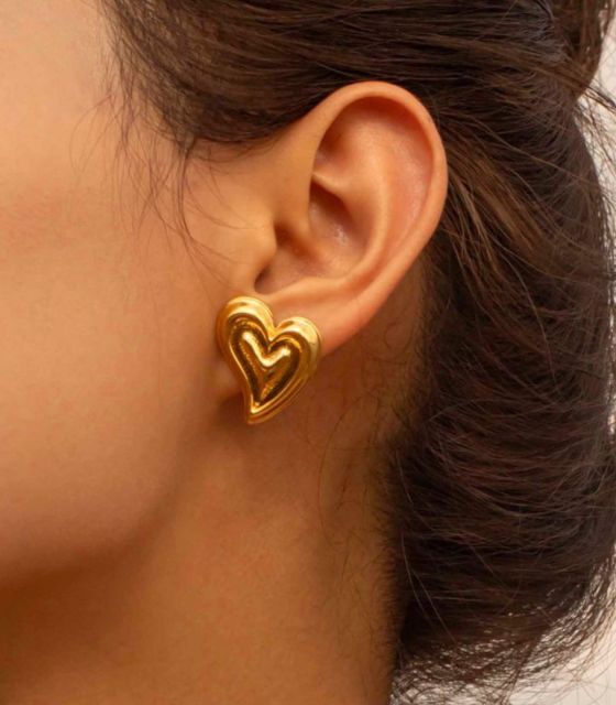 Aretes dorado corazon