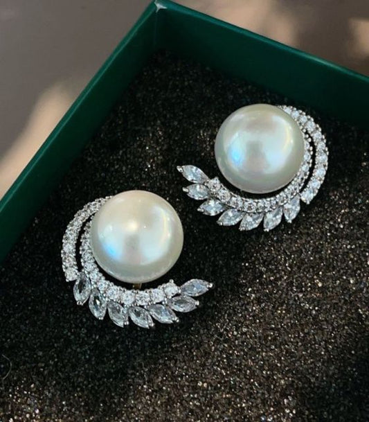 Aretes Perla con zirconias